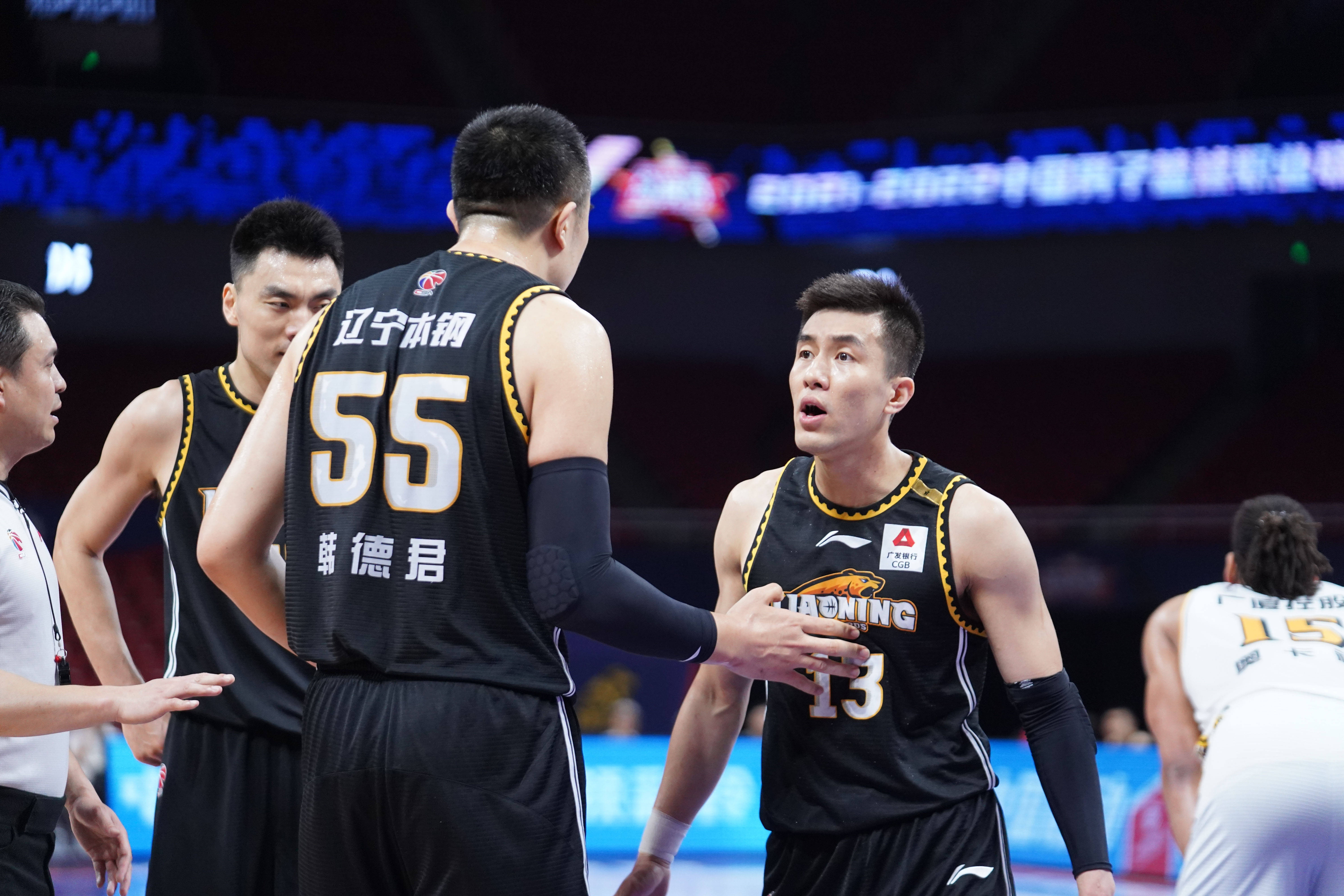 南宫娱乐-CBA总决赛即将打响，强强对决看点十足_cba总决赛激战正酣 场外的球票角力同样精彩