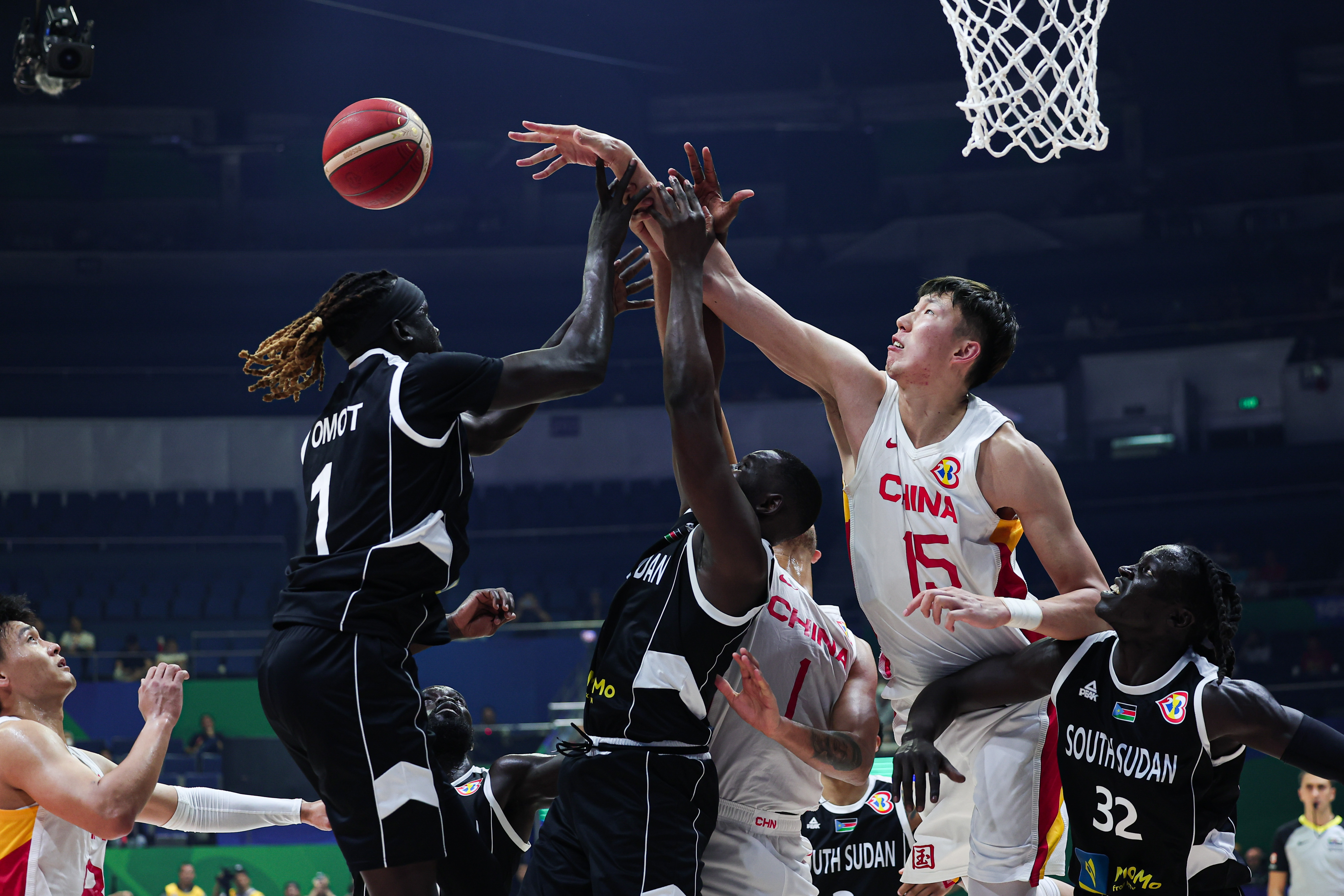 南宫娱乐-周琦在CBA复出表现出色，成功引起NBA球队关注_周琦在cba复出表现出色,成功引起nba球队关注的球员