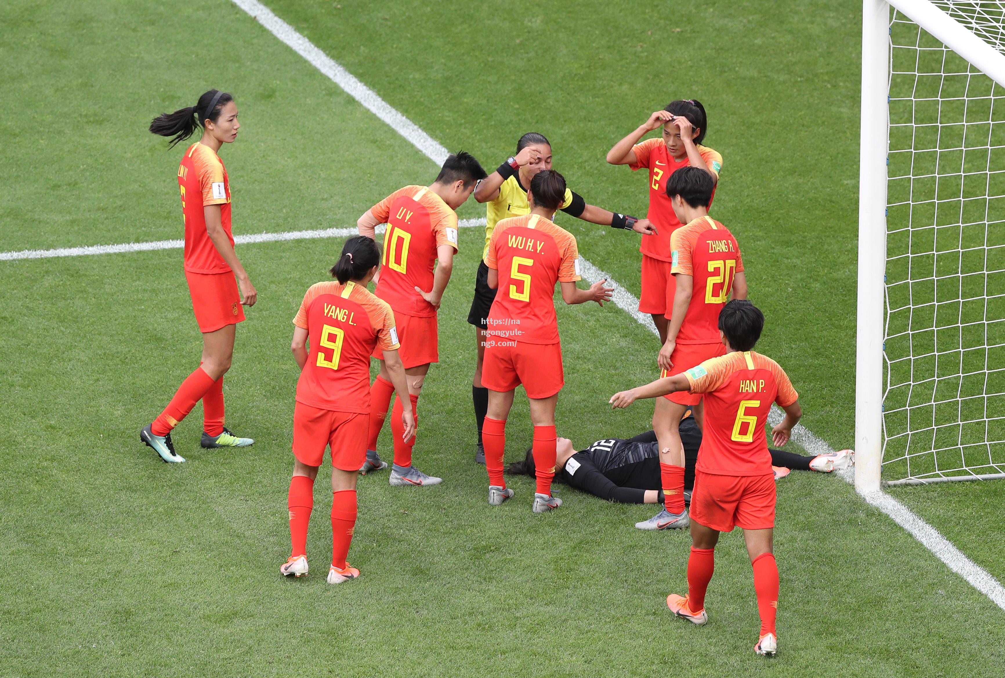 南宫娱乐-女足世界杯：中国队力争晋级，球迷激情呐喊助威_女足世界杯中国战绩