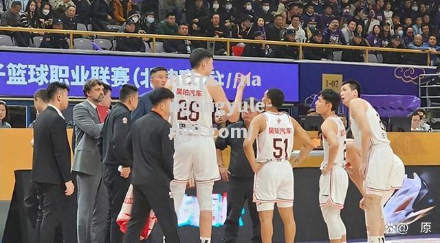 南宫娱乐-CBA2024-2025赛季开赛时间确定，球迷翘首以待！_
