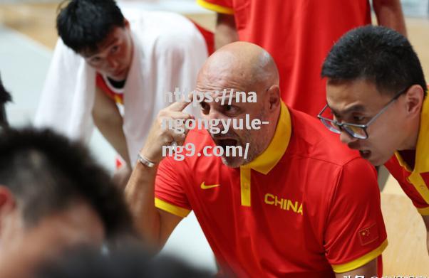 南宫娱乐-教练战术大揭秘，球队备战充满挑战