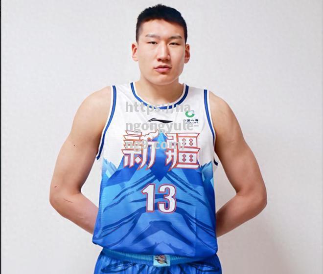 新疆队避免大比分惨败，球员表现持续火热