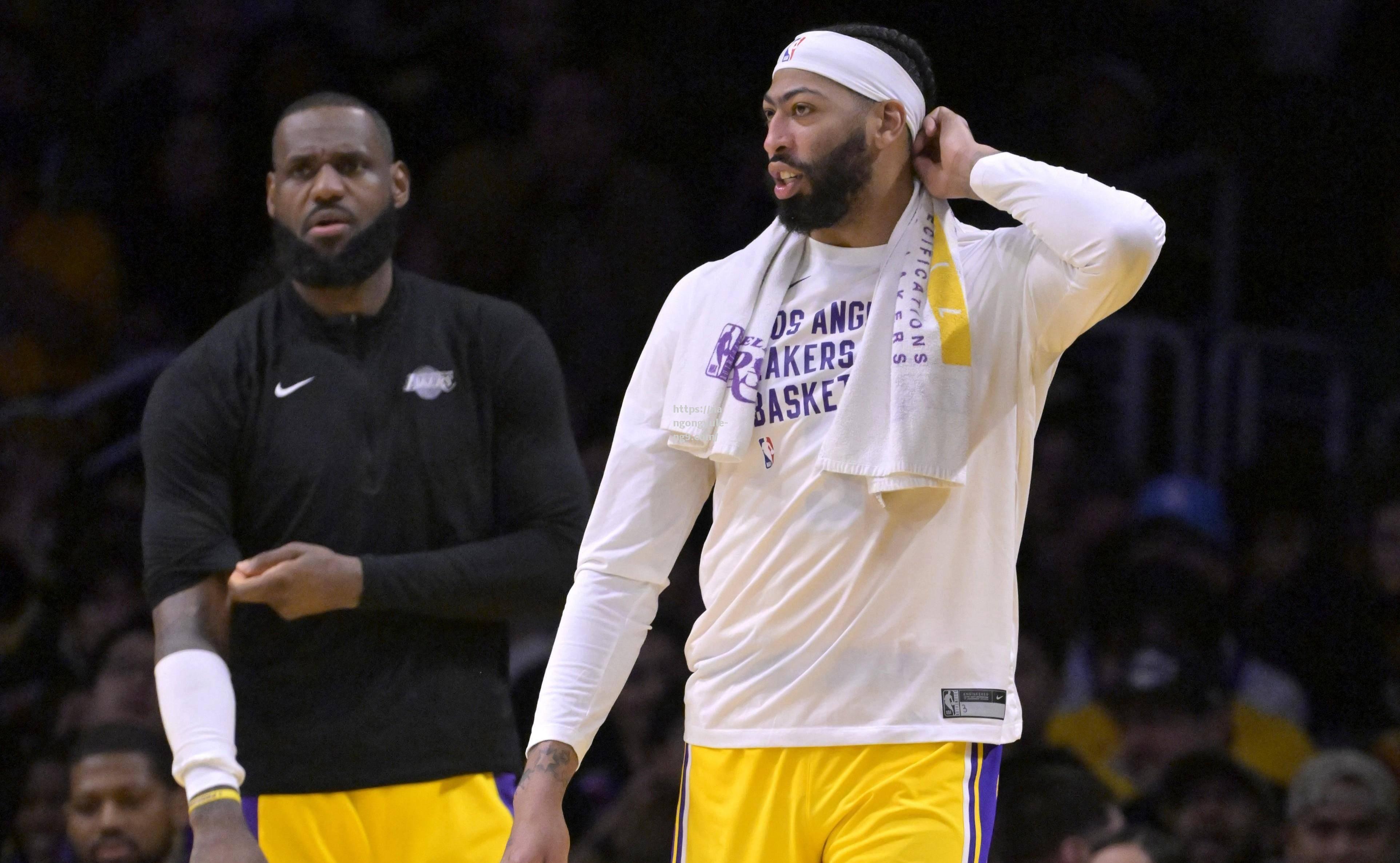 NBA总冠军再度陷入金州勇士凶险