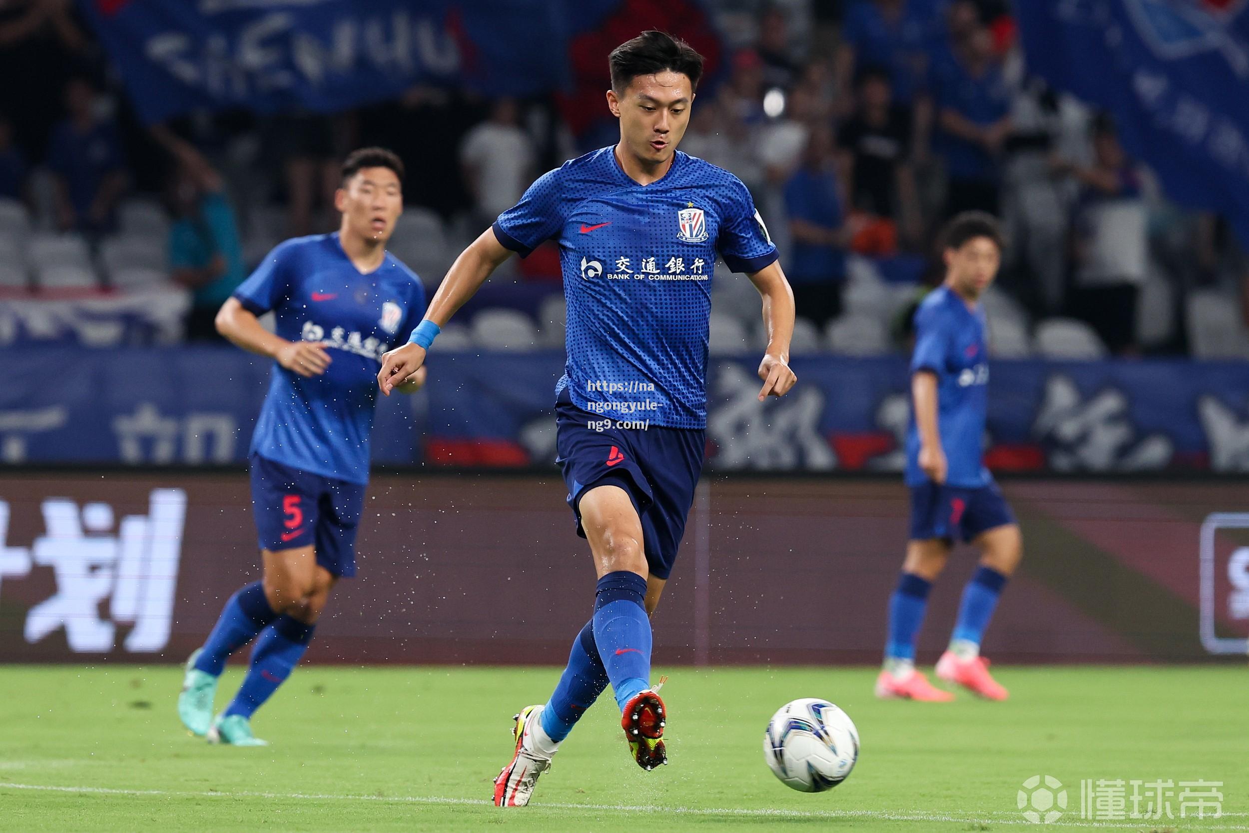 俄超盛宴上演，莫斯科火车头对垒圣彼得堡泽尼特